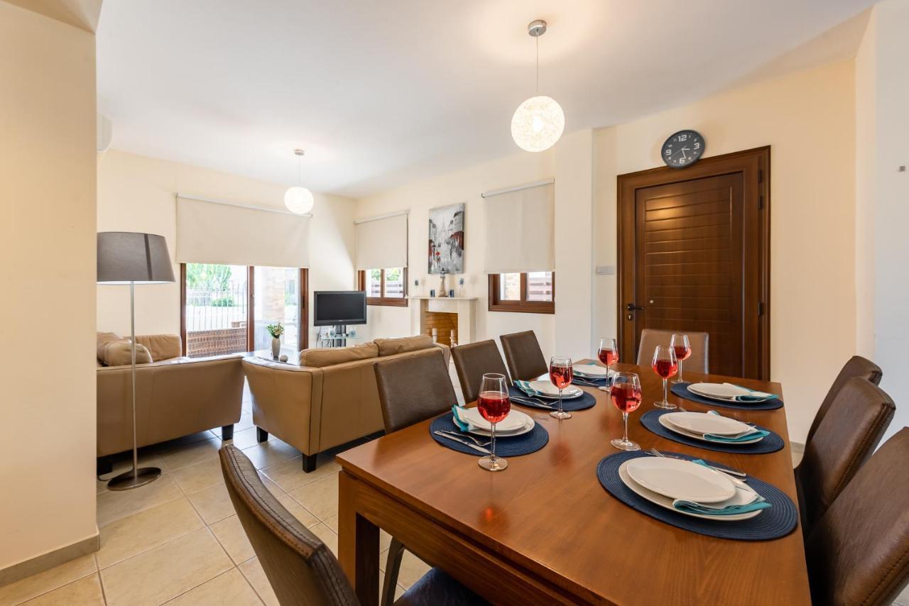 איה נאפה Villa Alexandra By Ezoria Villas מראה חיצוני תמונה