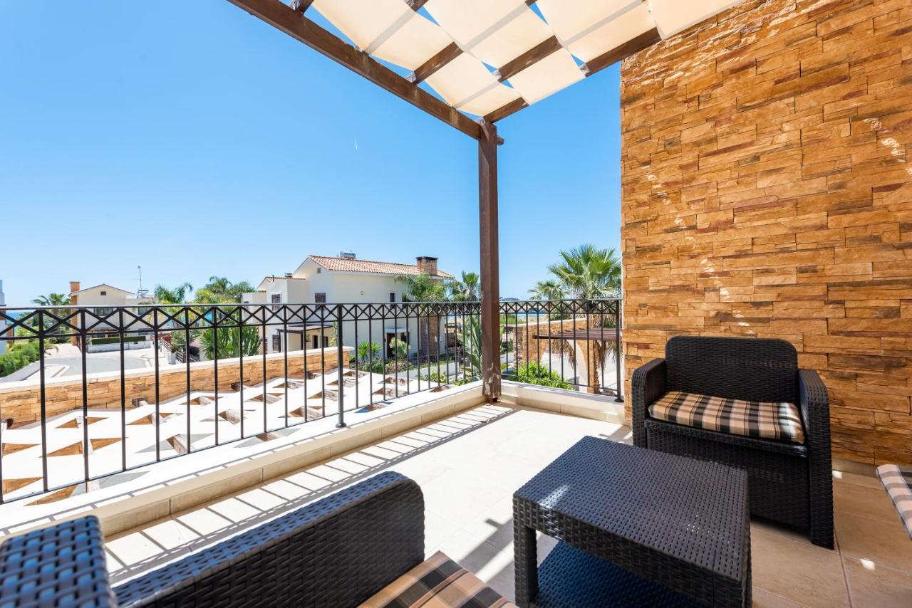 איה נאפה Villa Alexandra By Ezoria Villas מראה חיצוני תמונה