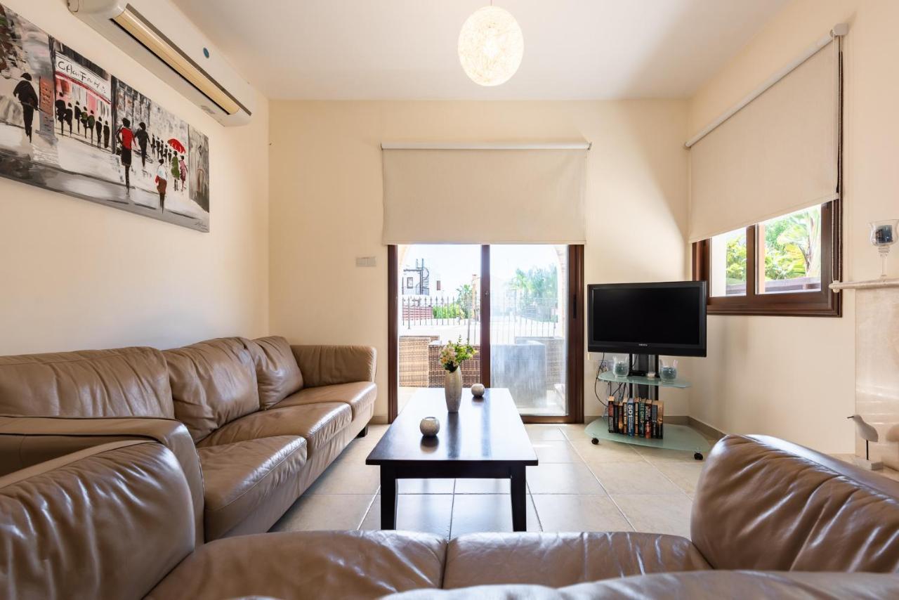 איה נאפה Villa Alexandra By Ezoria Villas מראה חיצוני תמונה